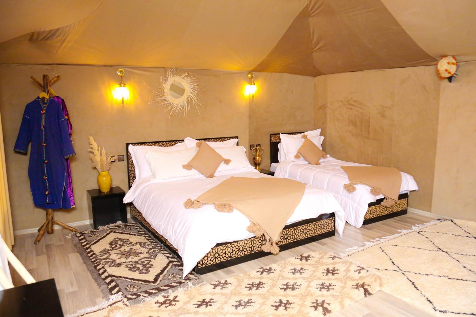 Nizar Luxury Tent Мерзуга Экстерьер фото